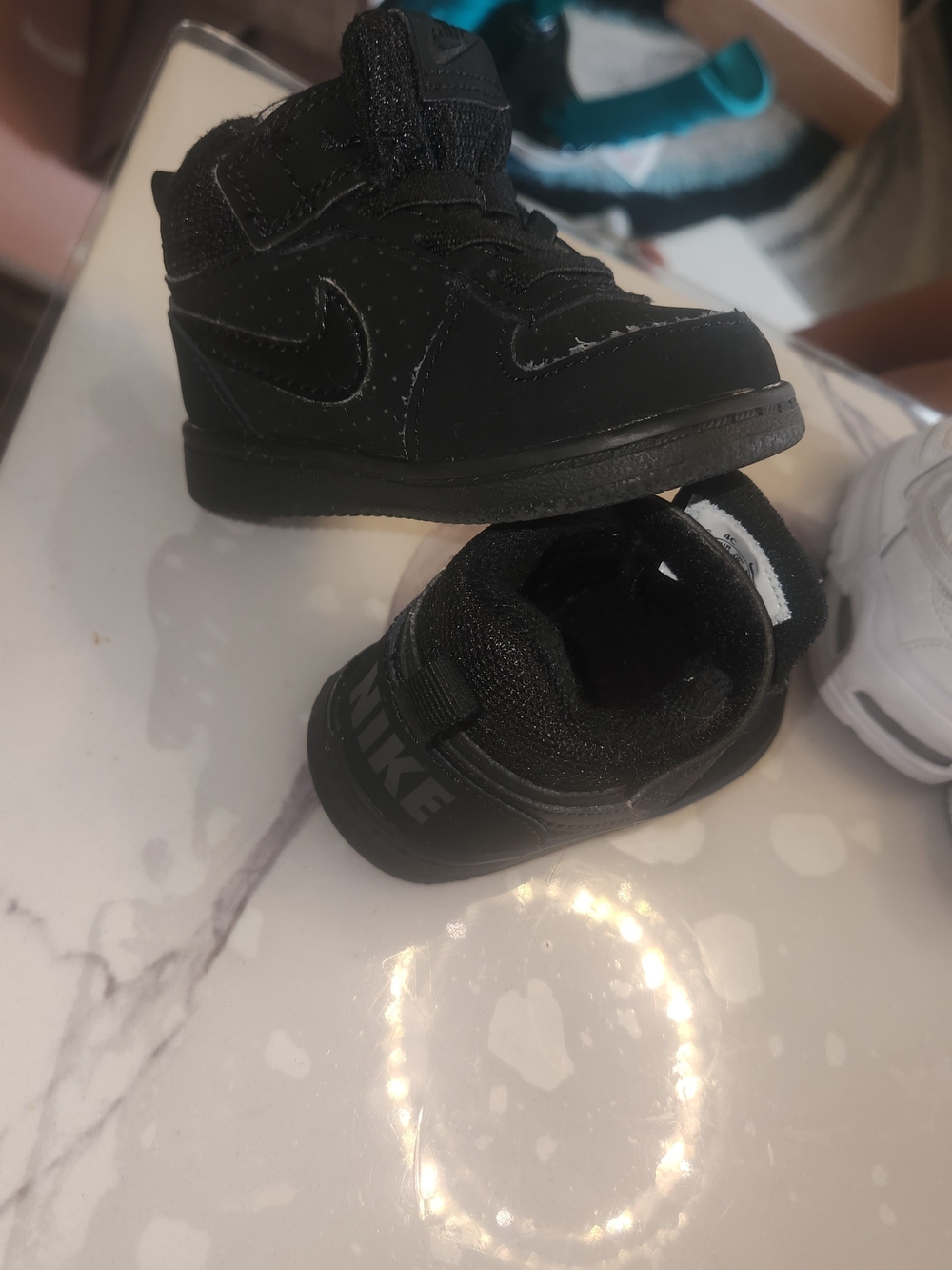 Nike infant Black High-Top Velcro 4c